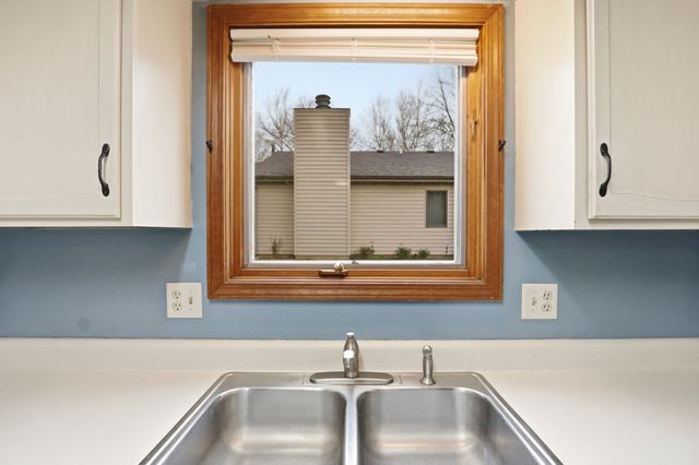 9925 SPUR CREEK Court, Fort Wayne, IN 46825