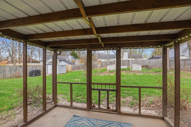 9925 SPUR CREEK Court, Fort Wayne, IN 46825