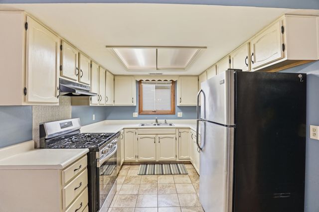 9925 SPUR CREEK Court, Fort Wayne, IN 46825