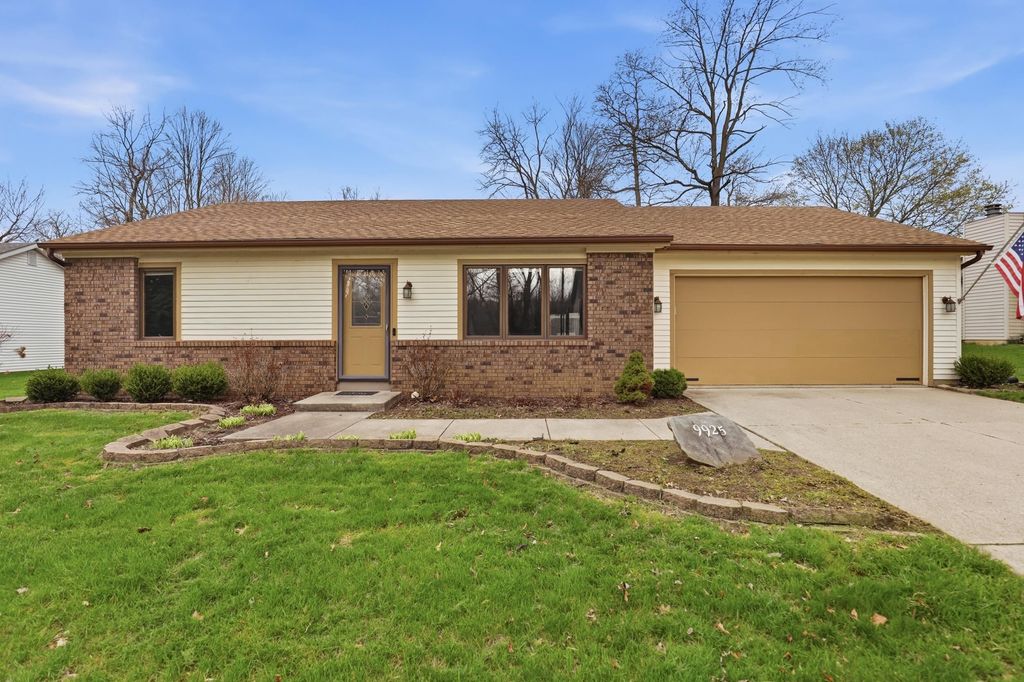 9925 SPUR CREEK Court, Fort Wayne, IN 46825