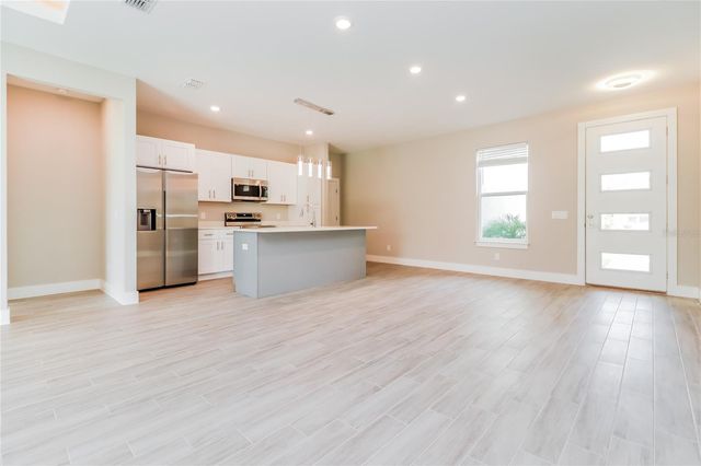 108 WILLOW DRIVE, Kissimmee, FL 34759