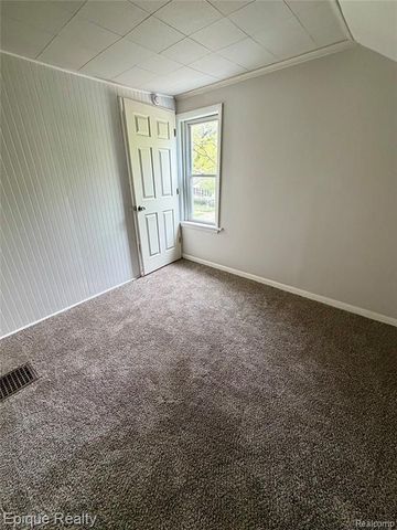 1652 Wisconsin Avenue, Flint, MI 48506