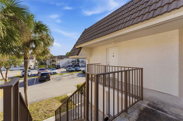 6921 SW 129th Ave 5, Miami, FL 33183