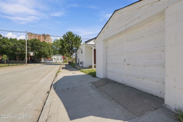 814 S Shelby St, Louisville, KY 40203