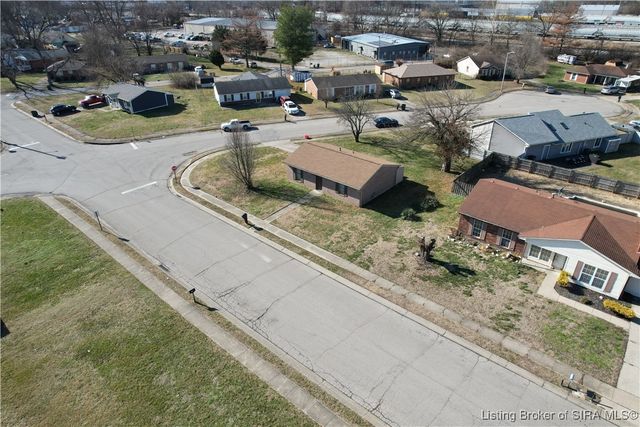 1701 National Avenue, Jeffersonville, IN 47130