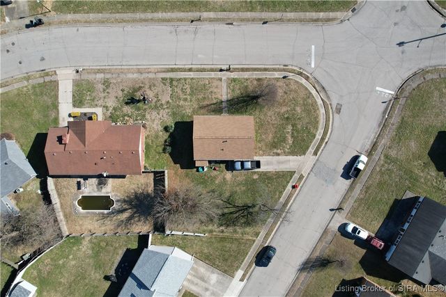 1701 National Avenue, Jeffersonville, IN 47130