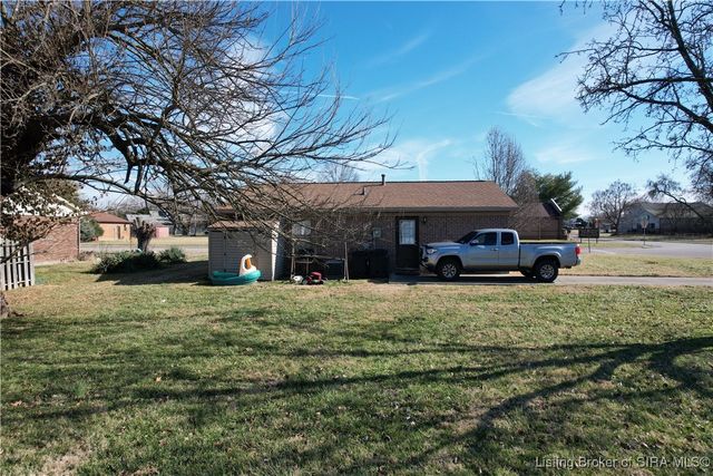 1701 National Avenue, Jeffersonville, IN 47130