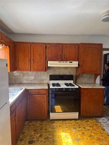 310 E Hawk E Avenue, Pharr, TX 78577