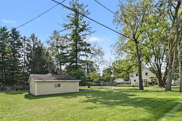 2074 Delhi Street Ne, Delhi Twp, MI 48842