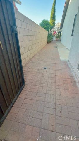 1455 Cresta, Corona, CA 92879