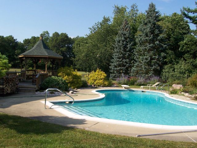 3285 Hosner Road, Dryden Twp, MI 48428