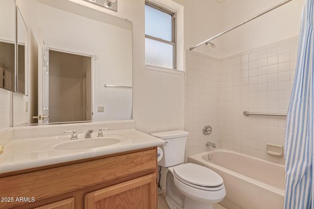 23808 S VACATION Way, Sun Lakes, AZ 85248