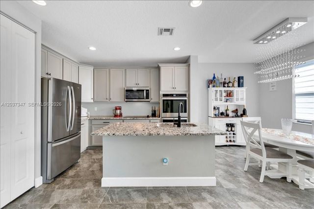 3392 NW 5th Street, Pompano Beach, FL 33069