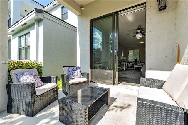 3392 NW 5th Street, Pompano Beach, FL 33069