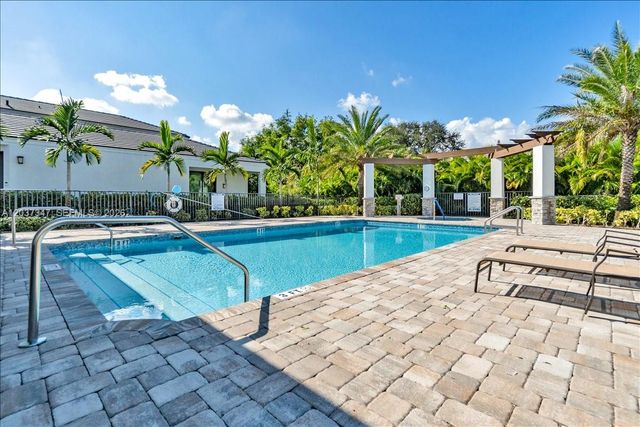 3392 NW 5th Street, Pompano Beach, FL 33069