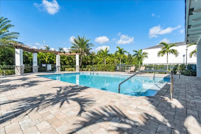 3392 NW 5th Street, Pompano Beach, FL 33069