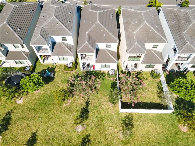3392 NW 5th Street, Pompano Beach, FL 33069