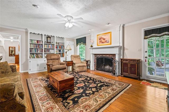 2690 Hideaway Hills Lane SW, Powder Springs, GA 30127