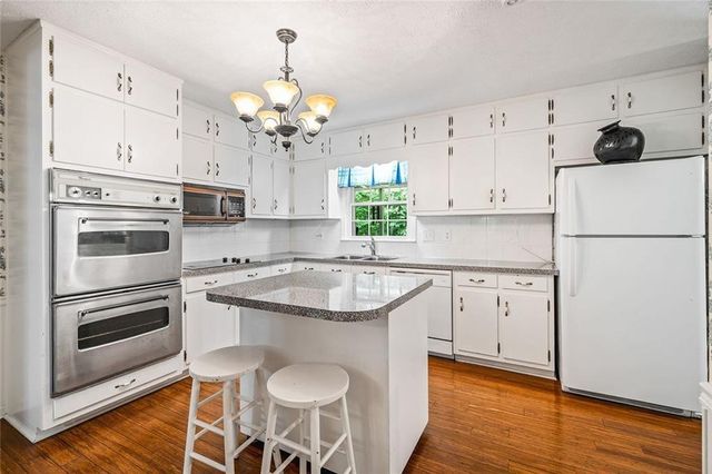 2690 Hideaway Hills Lane SW, Powder Springs, GA 30127