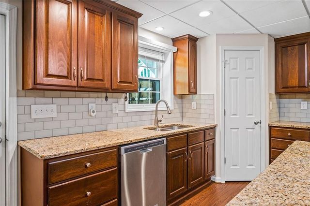 2690 Hideaway Hills Lane SW, Powder Springs, GA 30127