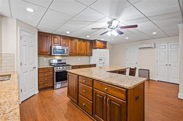 2690 Hideaway Hills Lane SW, Powder Springs, GA 30127