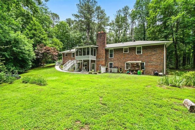 2690 Hideaway Hills Lane SW, Powder Springs, GA 30127