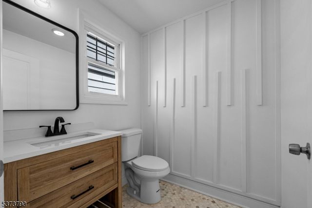 165 Jerome Pl, Bloomfield Twp., NJ 07003