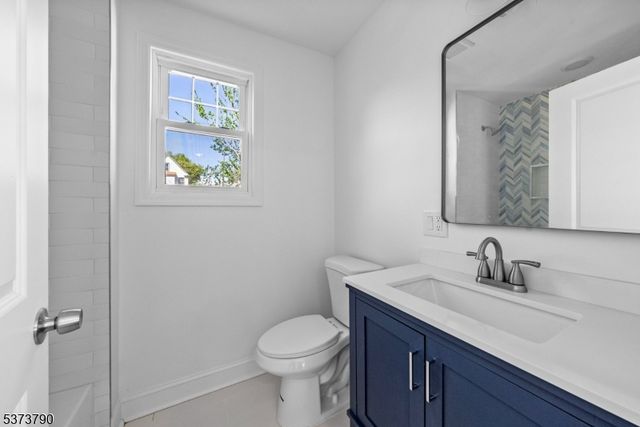 165 Jerome Pl, Bloomfield Twp., NJ 07003