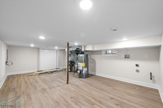 165 Jerome Pl, Bloomfield Twp., NJ 07003