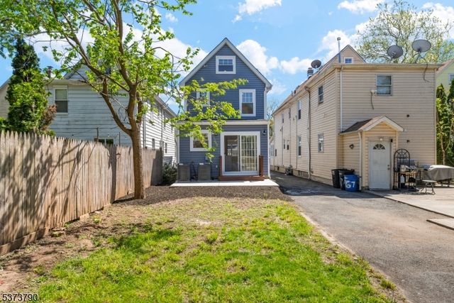 165 Jerome Pl, Bloomfield Twp., NJ 07003