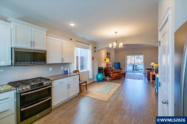 7290 SE Dot St, Corvallis, OR 97330