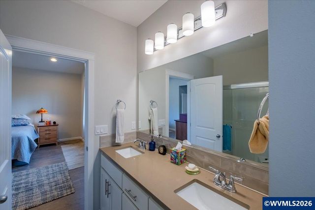 7290 SE Dot St, Corvallis, OR 97330