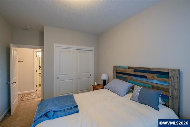 7290 SE Dot St, Corvallis, OR 97330
