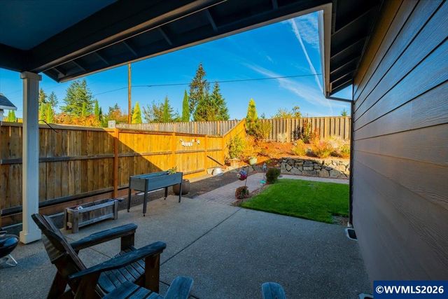 7290 SE Dot St, Corvallis, OR 97330