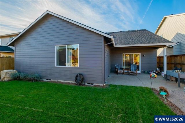 7290 SE Dot St, Corvallis, OR 97330