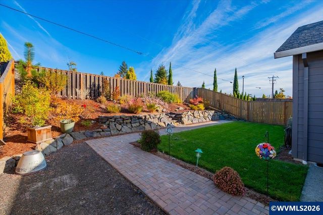 7290 SE Dot St, Corvallis, OR 97330