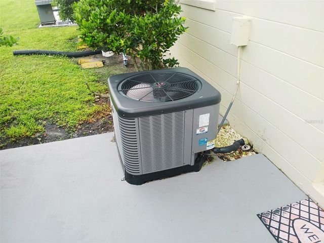 2285 ISRAELI DRIVE 1, Clearwater, FL 33763