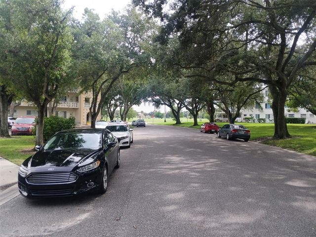 2285 ISRAELI DRIVE 1, Clearwater, FL 33763
