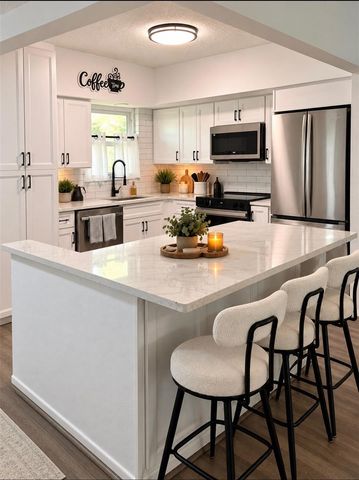 2285 ISRAELI DRIVE 1, Clearwater, FL 33763