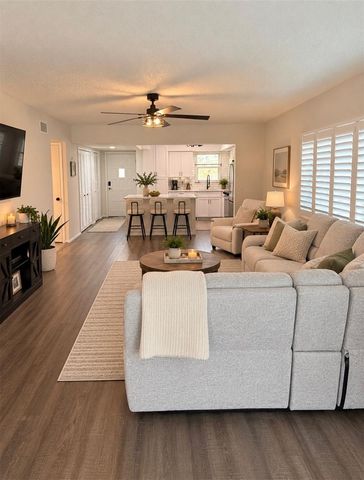 2285 ISRAELI DRIVE 1, Clearwater, FL 33763