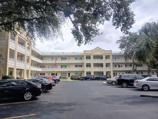 2285 ISRAELI DRIVE 1, Clearwater, FL 33763