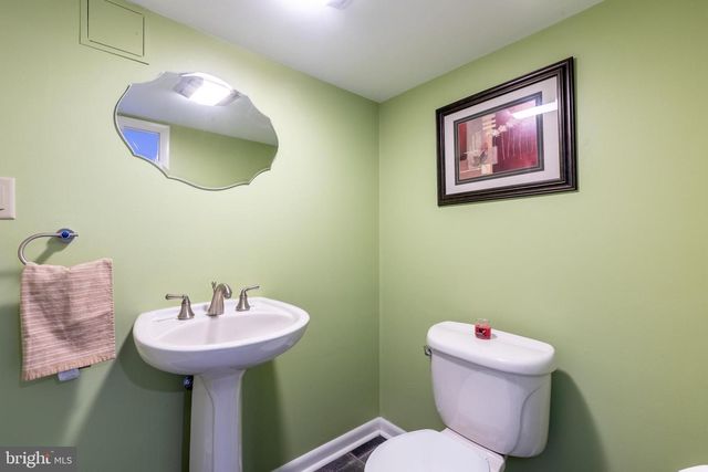 2413 DARNAY LN, Wilmington, DE 19808