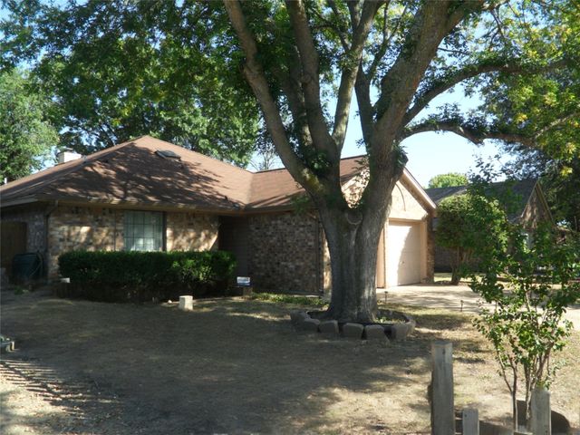 9017 Butterwick Street, Fort Worth, TX 76134