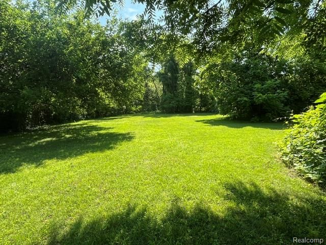 2180 Henry Ruff Road, Garden City, MI 48135