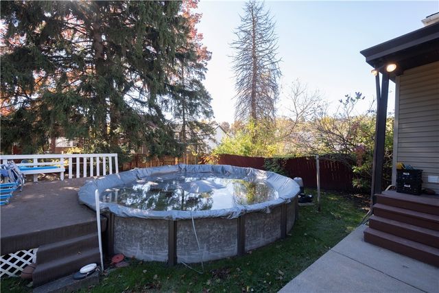 155 Ormsby Ave, Mt Oliver, PA 15210