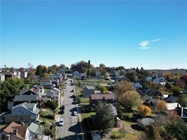 155 Ormsby Ave, Mt Oliver, PA 15210