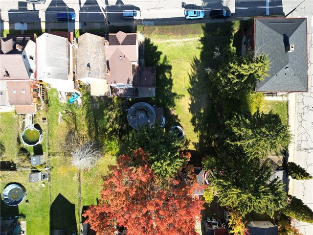 155 Ormsby Ave, Mt Oliver, PA 15210