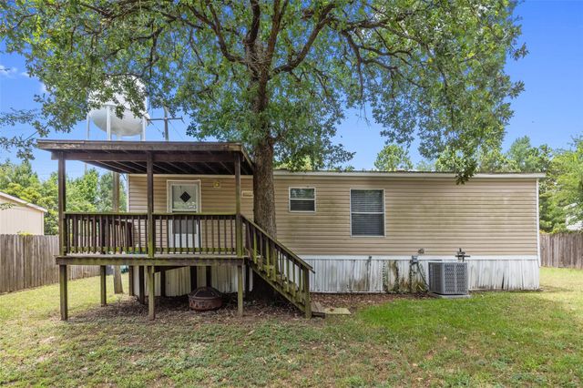 9642 Live Oak Trail, Willis, TX 77318