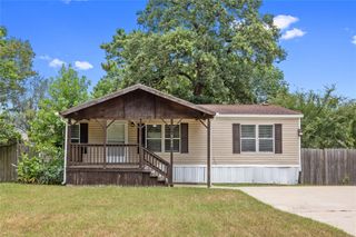 9642 Live Oak Trail, Willis, TX 77318