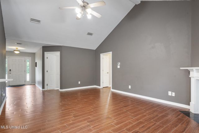 16107 Oral Road, Biloxi, MS 39532